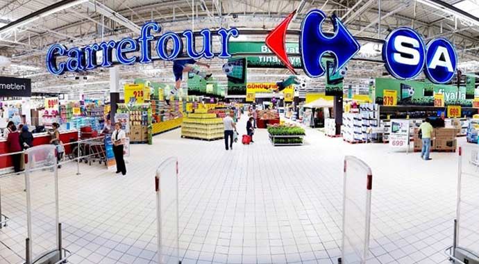 Carrefoursa'ya yılın dönüşüm projesi ödülü verildi Carrefoursa'ya yılın dönüşüm projesi ödülü verildi