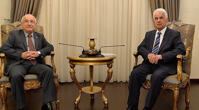 Cemil Çiçek&#039;ten Kıbrıs mesajı