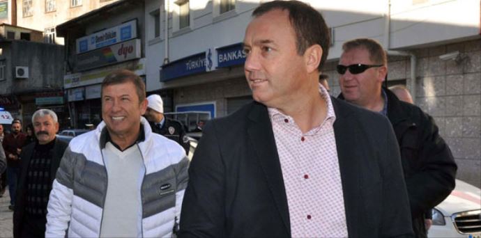 Antalyaspor, Hami Mandıralı ile anlaştı! Antalyaspor, Hami Mandıralı ile anlaştı!
