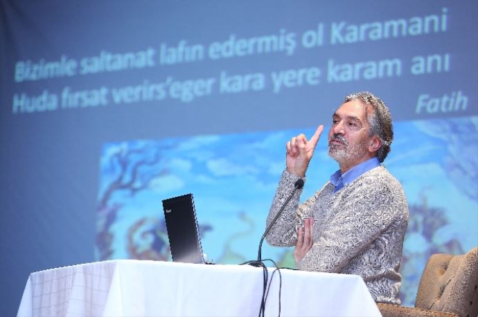 İskender Pala okuyucularla buluştu İskender Pala okuyucularla buluştu