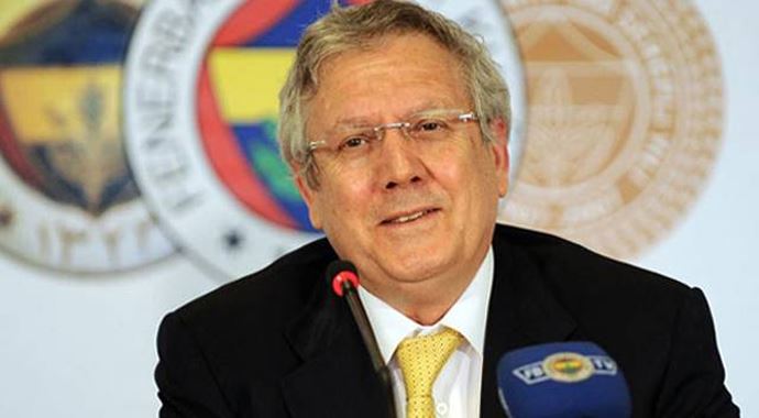 Fenerbahçeli taraftarlardan Aziz Yıldırım'a protesto Fenerbahçeli taraftarlardan Aziz Yıldırım'a protesto