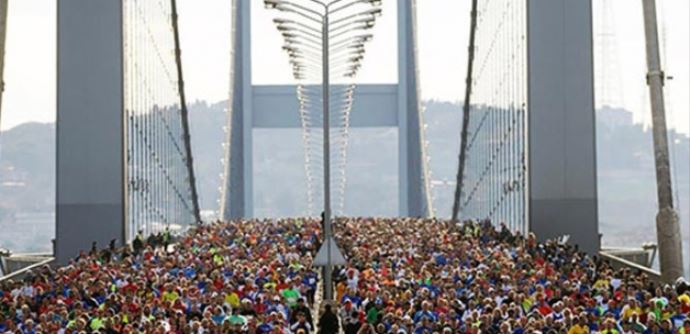 İstanbul Maratonu başladı İstanbul Maratonu başladı