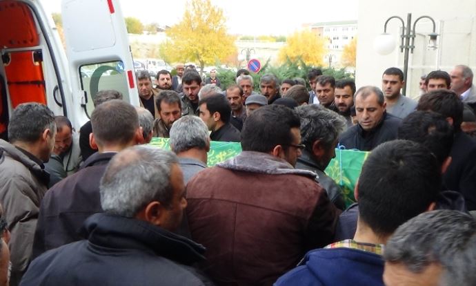Sıra kavgası yüzünden 4 kişi tarafından öldürüldü!
