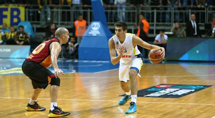 Fenerbahçe Ülker:85 Galatasaray Liv Hospital:74 (FB-GS) Fenerbahçe Ülker:85 Galatasaray Liv Hospital:74 (FB-GS)
