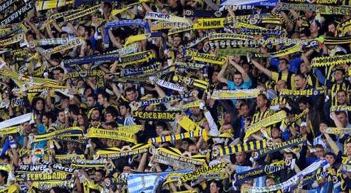 Derbi sonrası Aziz Yıldırım&#039;a tepki