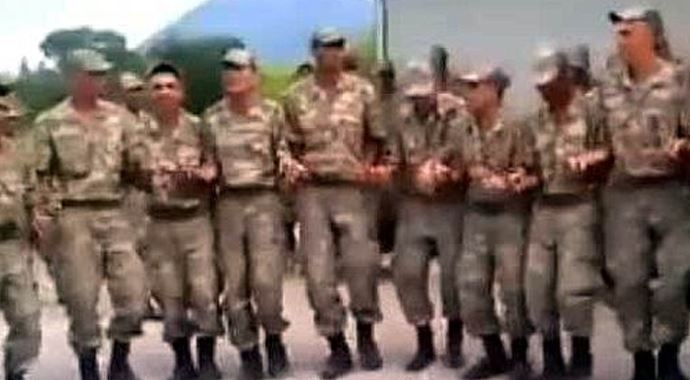 Kışlada Kürtçe şarkılı halaya 'terör' soruşturması