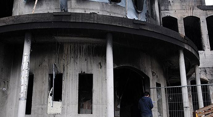 Almanya'dan cami saldırıları için rapor Almanya'dan cami saldırıları için rapor
