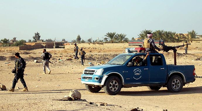 Irak&#039;ta ordu - IŞİD çatışması: 15 ölü!