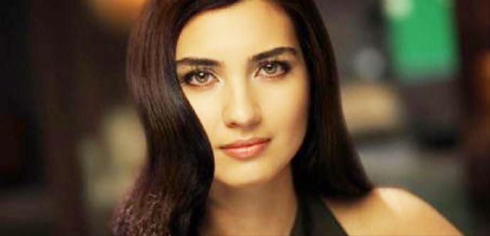 İşte makyajsız Tuba Büyüküstün İşte makyajsız Tuba Büyüküstün