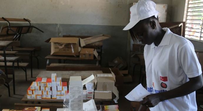 Türkiye'den Ebola yardımı Türkiye'den Ebola yardımı