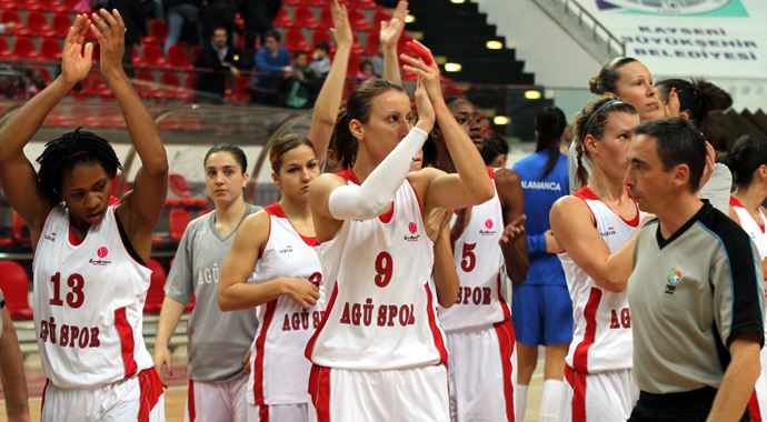 AGÜ Spor'dan kritik galibiyet AGÜ Spor'dan kritik galibiyet