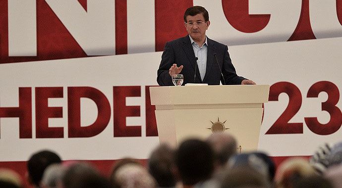 Davutoğlu'ndan çarpıcı 'çözüm süreci' mesajı Davutoğlu'ndan çarpıcı 'çözüm süreci' mesajı