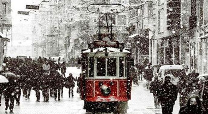 Dikkat! Kar geliyor... Dikkat! Kar geliyor...