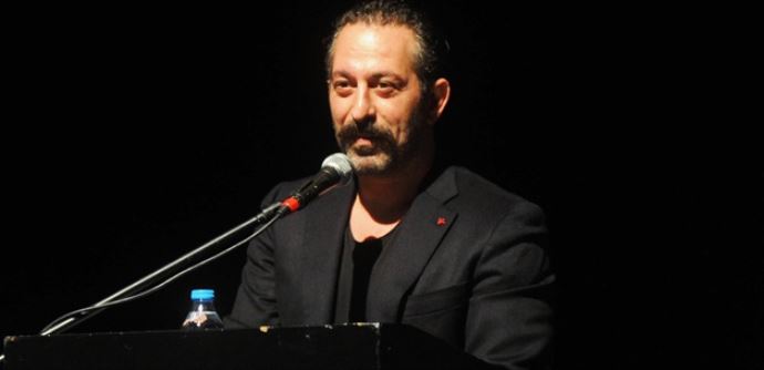 Cem Yılmaz'dan manidar cevap!
