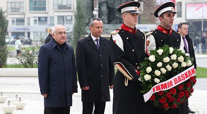 Çiçek: Terör çağın hastalığı Çiçek: Terör çağın hastalığı