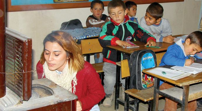 Fedakar köy öğretmenleri! Fedakar köy öğretmenleri!