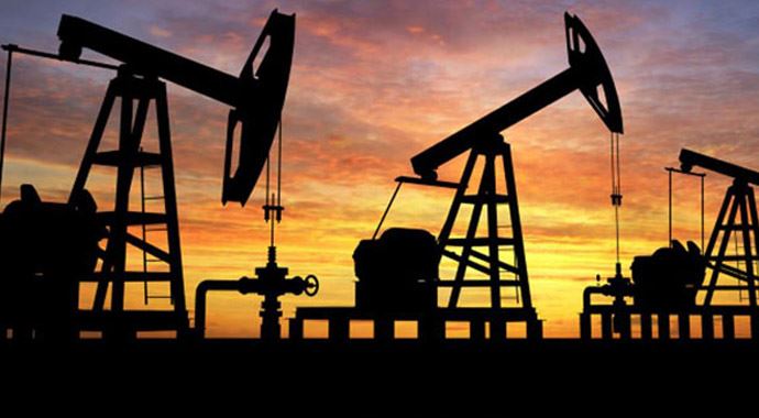 Petrol 80 doların altına indi Petrol 80 doların altına indi