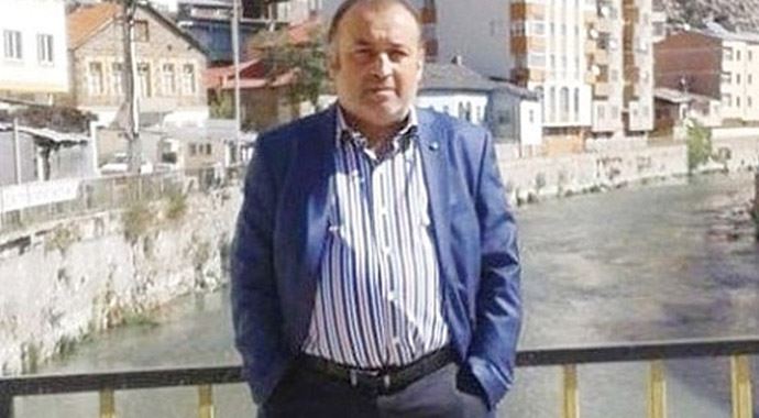 Emniyet müdürü cinayetinde 3 kişi gözaltına alındı Emniyet müdürü cinayetinde 3 kişi gözaltına alındı