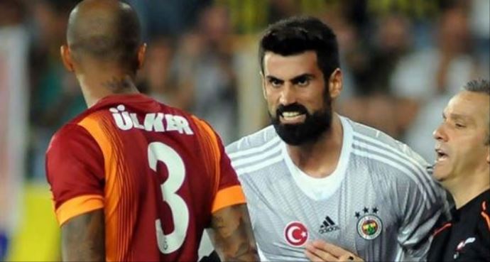 Volkan Demirel'e bir şikayette Galatasaray'dan geldi! Volkan Demirel'e bir şikayette Galatasaray'dan geldi!