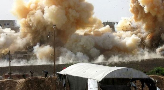 Havalimanını bombaladılar! Havalimanını bombaladılar!