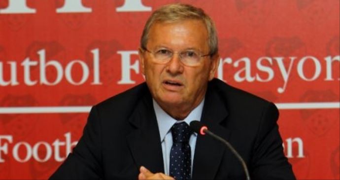 Türk futbolunda bir ilk! Hakemlerinde... Türk futbolunda bir ilk! Hakemlerinde...