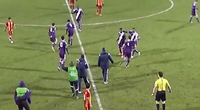 Galatasaray hükmen mağlup sayılabilir! Galatasaray hükmen mağlup sayılabilir!