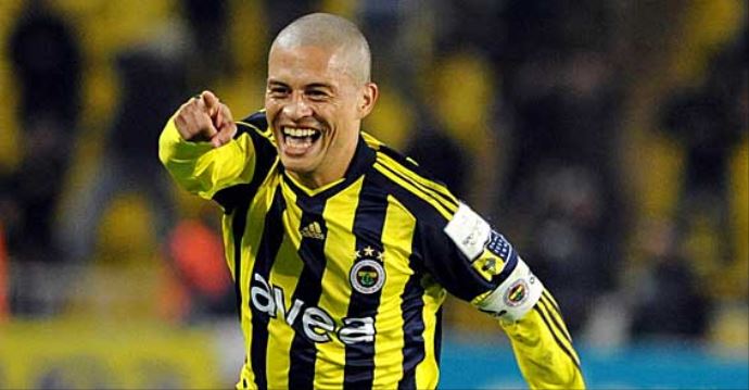 Kaptan'dan Fenerbahçe'ye tebrik Kaptan'dan Fenerbahçe'ye tebrik