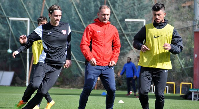 Gaziantepspor&#039;da, Akhisar Belediyespor mesaisi başladı