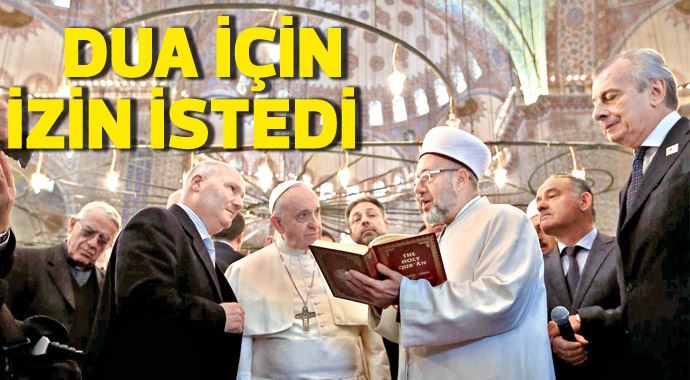 Sultanahmet'te dua Ayasofya'ya ziyaret Sultanahmet'te dua Ayasofya'ya ziyaret