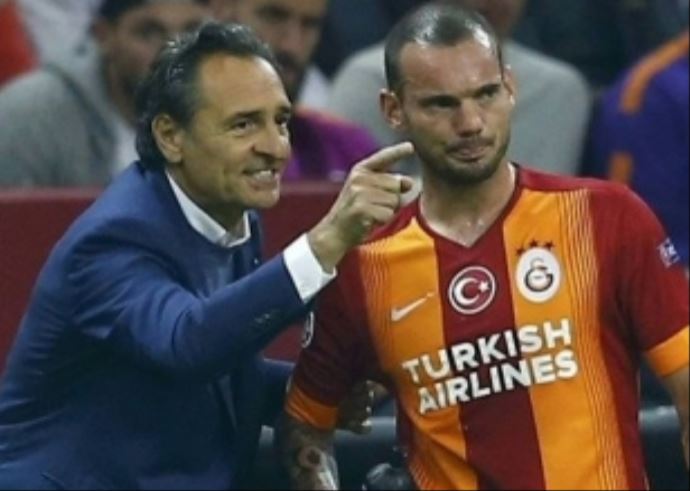 Sneijder'den Prandelli'ye sulu tepki Sneijder'den Prandelli'ye sulu tepki
