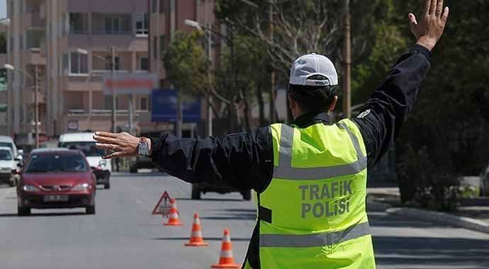100 bine yakın sürücünün ehliyetine el konuldu