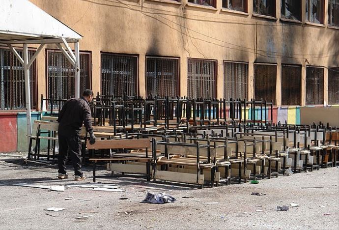 Nabi Avcı bilançoyu açıkladı, o gösterilerde 300 okul zarar gördü