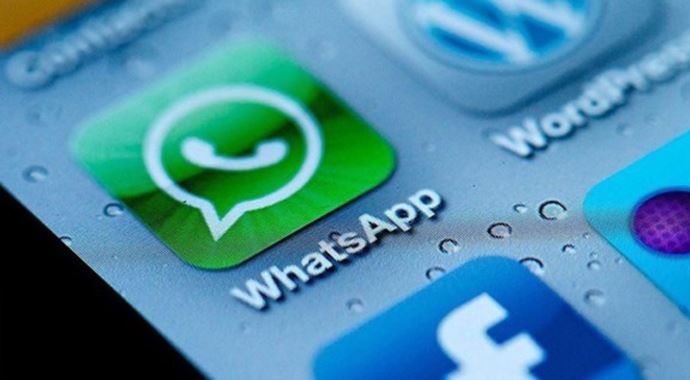 WhatsApp kullanıcıları buna takıldı, mavi tık ne işe yarıyor? WhatsApp kullanıcıları buna takıldı, mavi tık ne işe yarıyor?