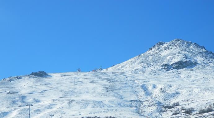 Yıldız Dağı&#039;na kar düştü
