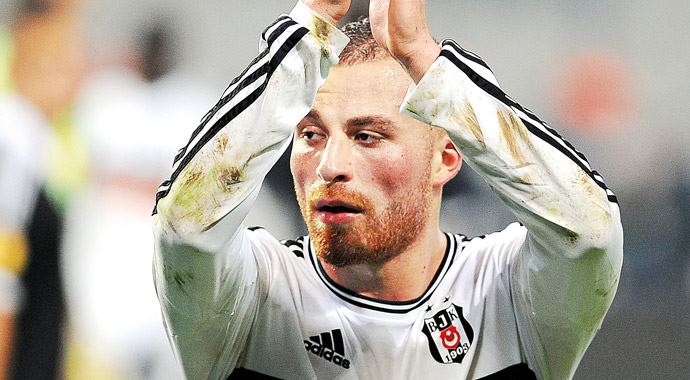 Gökhan Töre'ye dev teklif! Gökhan Töre'ye dev teklif!