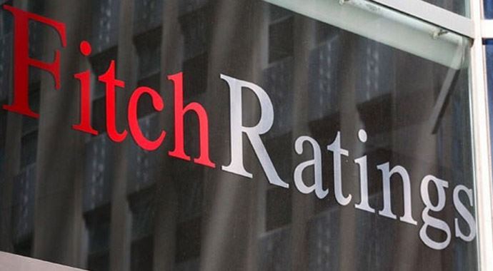 Fitch'ten Rusya'ya 'yüksek faiz' uyarısı Fitch'ten Rusya'ya 'yüksek faiz' uyarısı