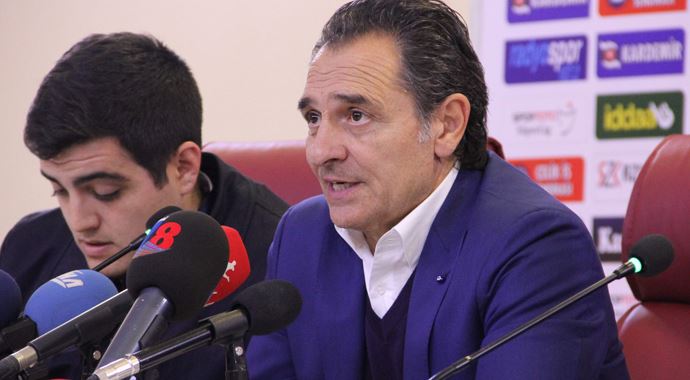 "Biz şu an birinciyiz" "Biz şu an birinciyiz"
