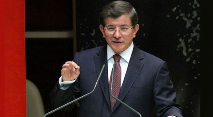 Başbakan Davutoğlu'ndan Bahçeli'ye Dersim tepkisi Başbakan Davutoğlu'ndan Bahçeli'ye Dersim tepkisi