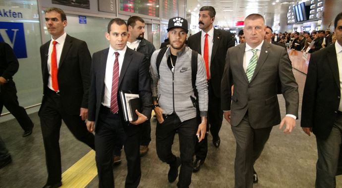 Neymar İstanbul'da Neymar İstanbul'da
