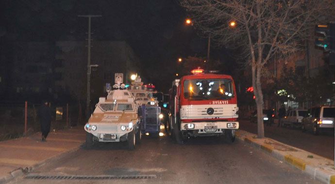 İzinsiz gösteriye polis müdahalesi İzinsiz gösteriye polis müdahalesi