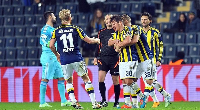Fenerbahçe, ligin en çok kazanan takımı oldu Fenerbahçe, ligin en çok kazanan takımı oldu
