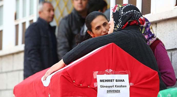 Ermenek'te cesedini ağabeyi bulmuştu, toprağa verildi Ermenek'te cesedini ağabeyi bulmuştu, toprağa verildi