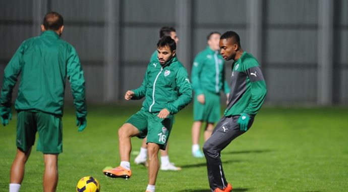Bursaspor Kasımpaşa maçı hazırlıklarına başladı Bursaspor Kasımpaşa maçı hazırlıklarına başladı