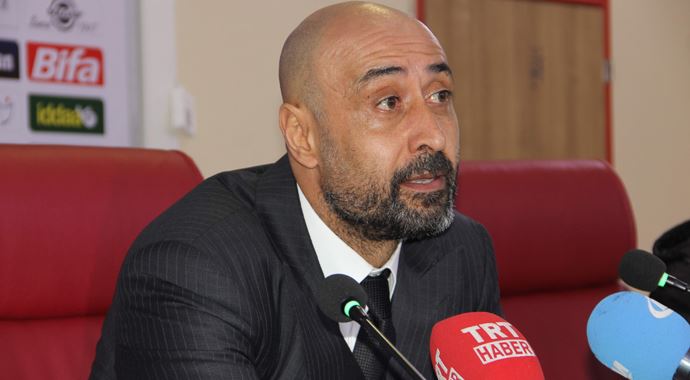 "Bu ülkeden umudumu kestim"