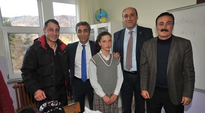 Eski milli boksör öğretmen oldu Eski milli boksör öğretmen oldu