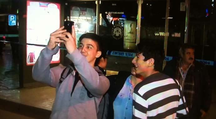 Bununla da selfie çekilir mi? Bununla da selfie çekilir mi?