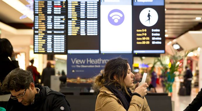 Londra hava sahası yeniden açıldı