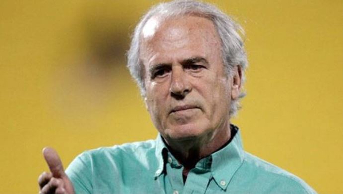 Mustafa Denizli: 'Galatasaray'da bir kişi hariç herkes çıkışta' Mustafa Denizli: 'Galatasaray'da bir kişi hariç herkes çıkışta'