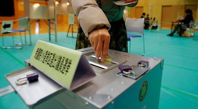 Japonya&#039;da Abe&#039;nin zaferi