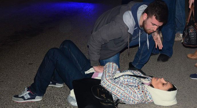 'Hayır' cevabını aldığı gibi eşini bıçakldı